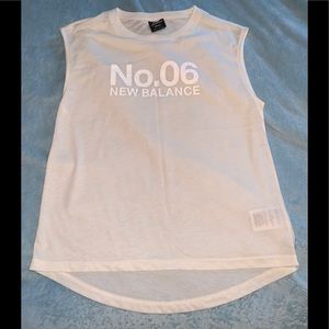 Sleeveless T-shirt